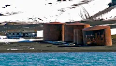 Whalers Bay, Deception Island
